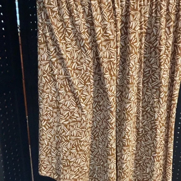 Old Navy Brown Patterned Midi Dress - Picture 7 of 8